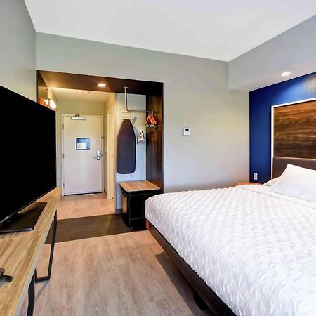 Tru By Hilton North Platte Hotel Exterior photo